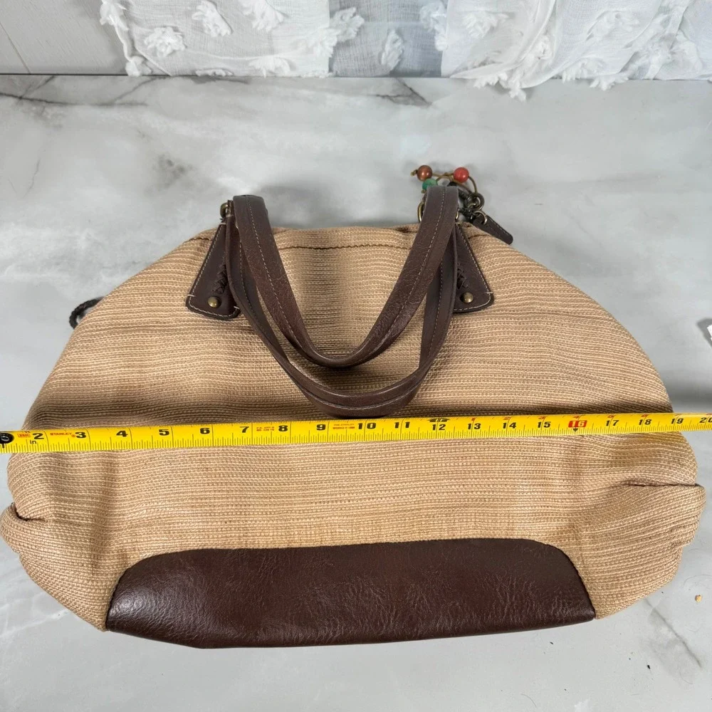Fossil woven straw